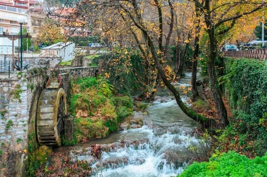 Private transfer: Levadia / Arachova / Delphi Combo Tour — premium service from Athens